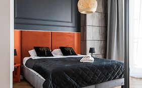 Kasprzaka 29 By Perfect Apart Free Garage